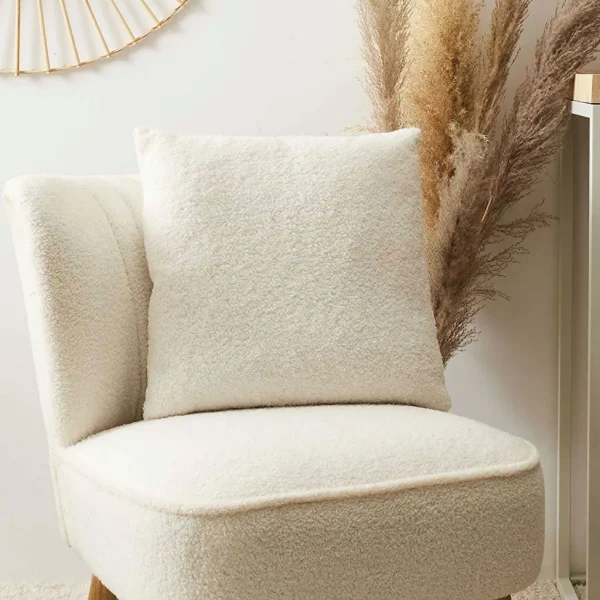 Home Déco Factory Coussin Doudou Bouclé Crème 40x40cm 4