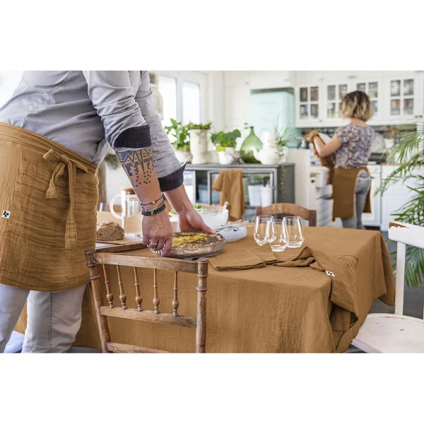 L’effet Papillon Nappe Camel 150x250cm – Gaïa 3